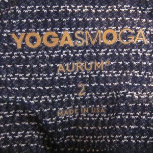 Yogasmoga sz 2 Tiptoe & Twist Legging Navy NWOT